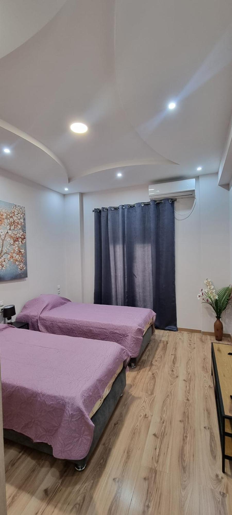 Cozzy Double Bedroom Atenas